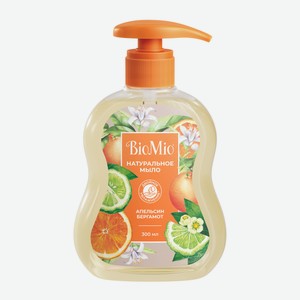Мыло жидкое BioMio Natural Liquid Soap с эфирными маслами апельсина и бергамота, 300мл Россия