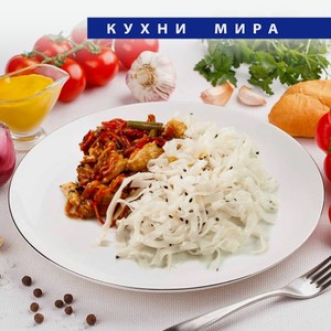 Готовые блюдатм У ПалычаПалычЛанч Пикантная курица в соевом соусе с рисовой лапшой 200 г